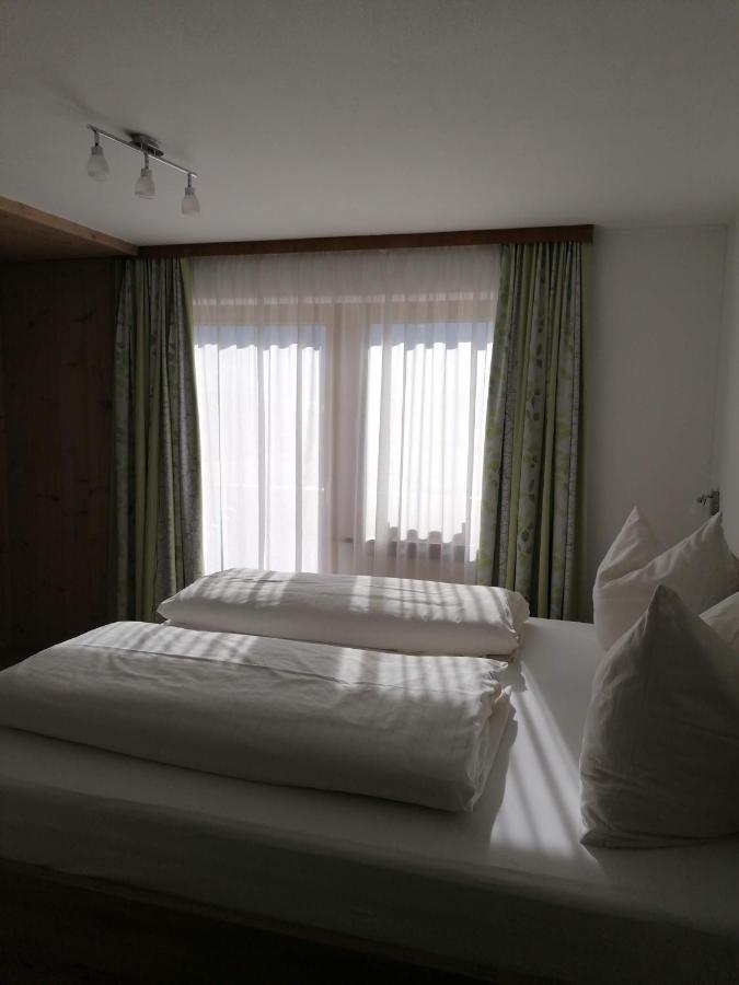 Bed and Breakfast Haus Bergkranz Lermoos Exterior foto