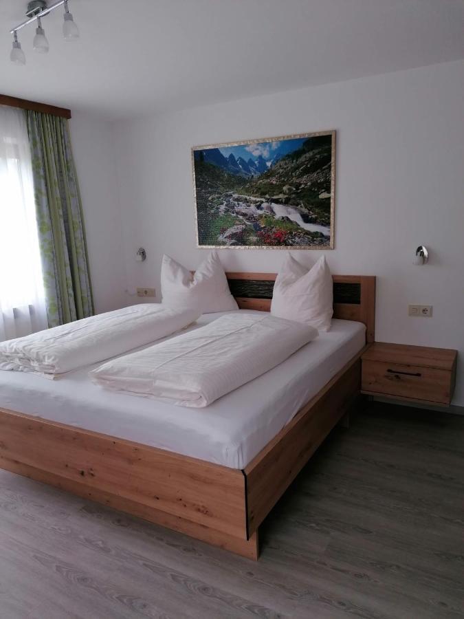 Bed and Breakfast Haus Bergkranz Lermoos Exterior foto